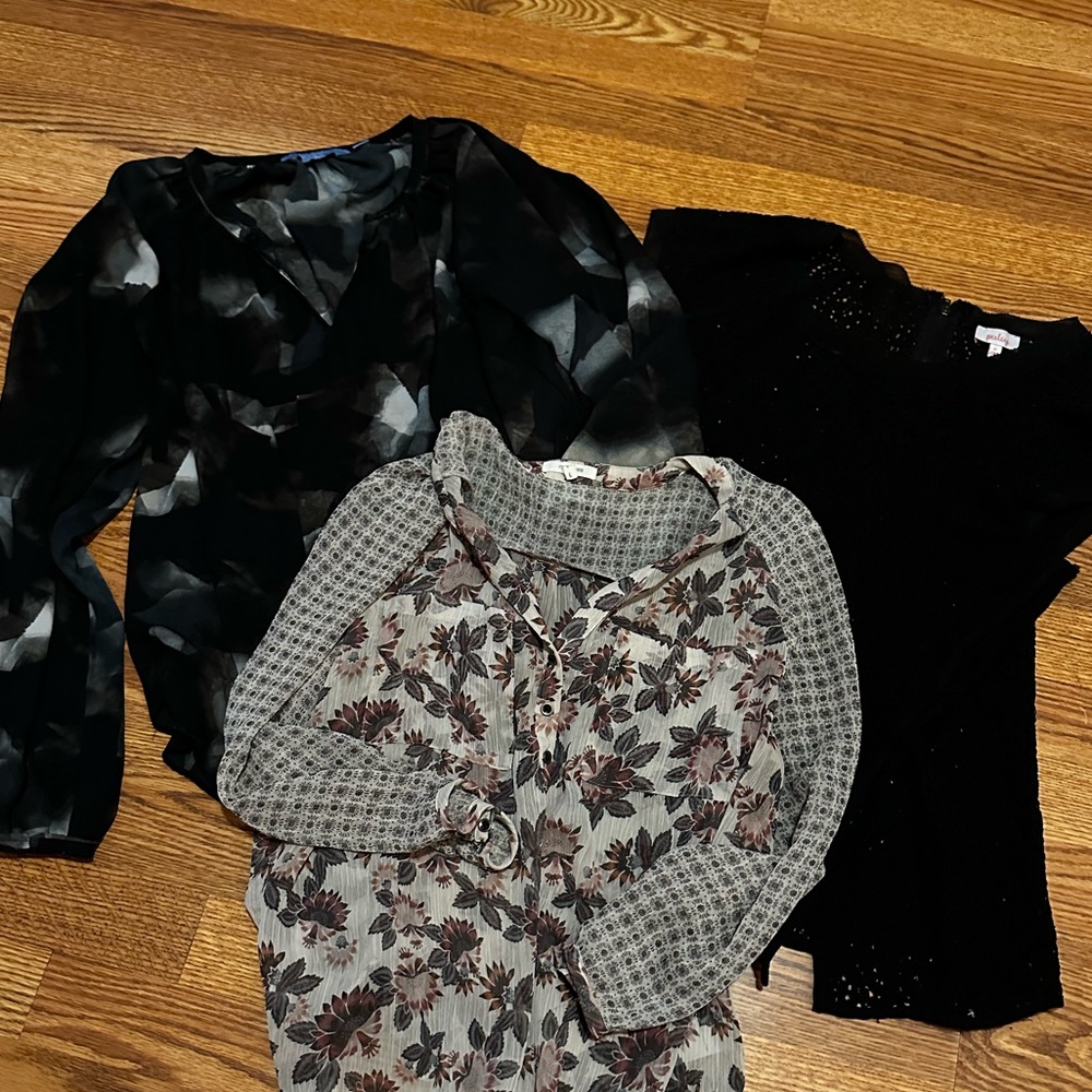 3 - women’s large lightweight tops